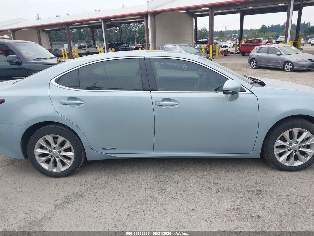 JTHBW1GG2D2022381 2013 LEXUS ES 300H photo no. 12