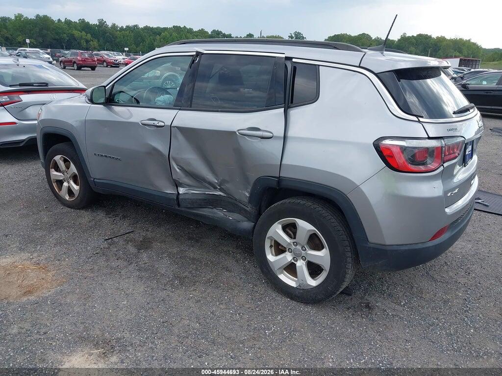 3C4NJDBB0KT598895 2019 JEEP COMPASS photo no. 3