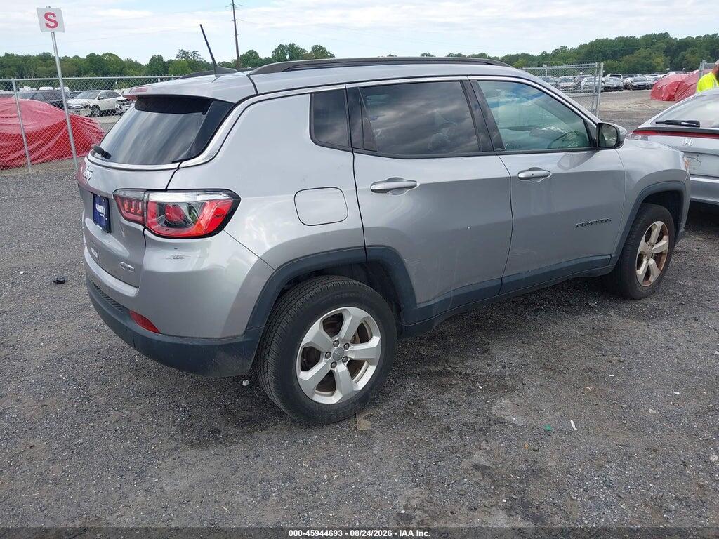 3C4NJDBB0KT598895 2019 JEEP COMPASS photo no. 4