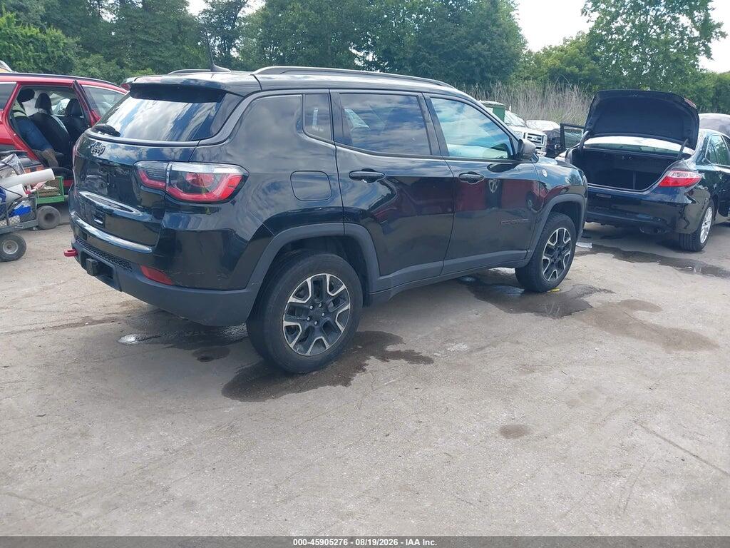 3C4NJDDB9KT807614 2019 JEEP COMPASS photo no. 4