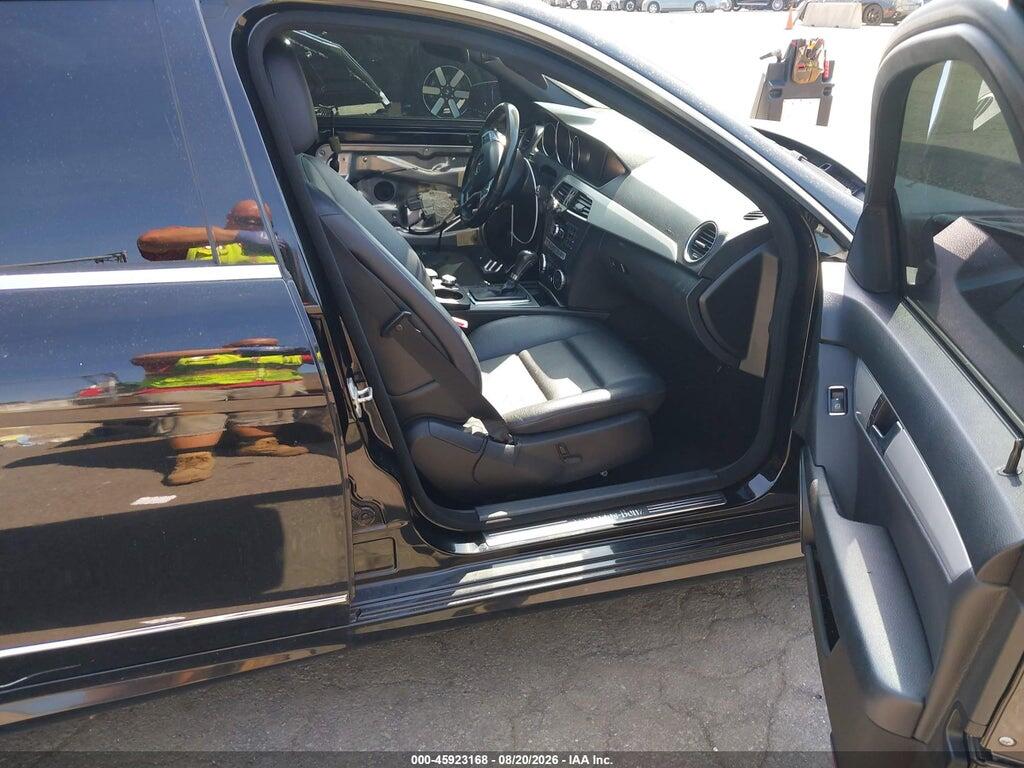 WDDGF8AB8DR288143 2013 MERCEDES-BENZ C 300 photo no. 5
