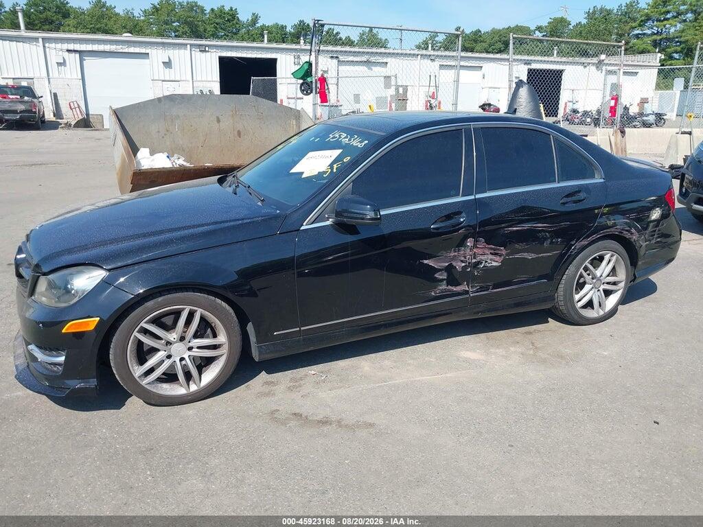 WDDGF8AB8DR288143 2013 MERCEDES-BENZ C 300 photo no. 6