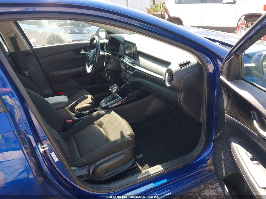 3KPF34AD1KE049793 2019 KIA FORTE photo no. 5