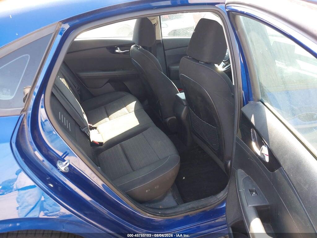 3KPF34AD1KE049793 2019 KIA FORTE photo no. 8