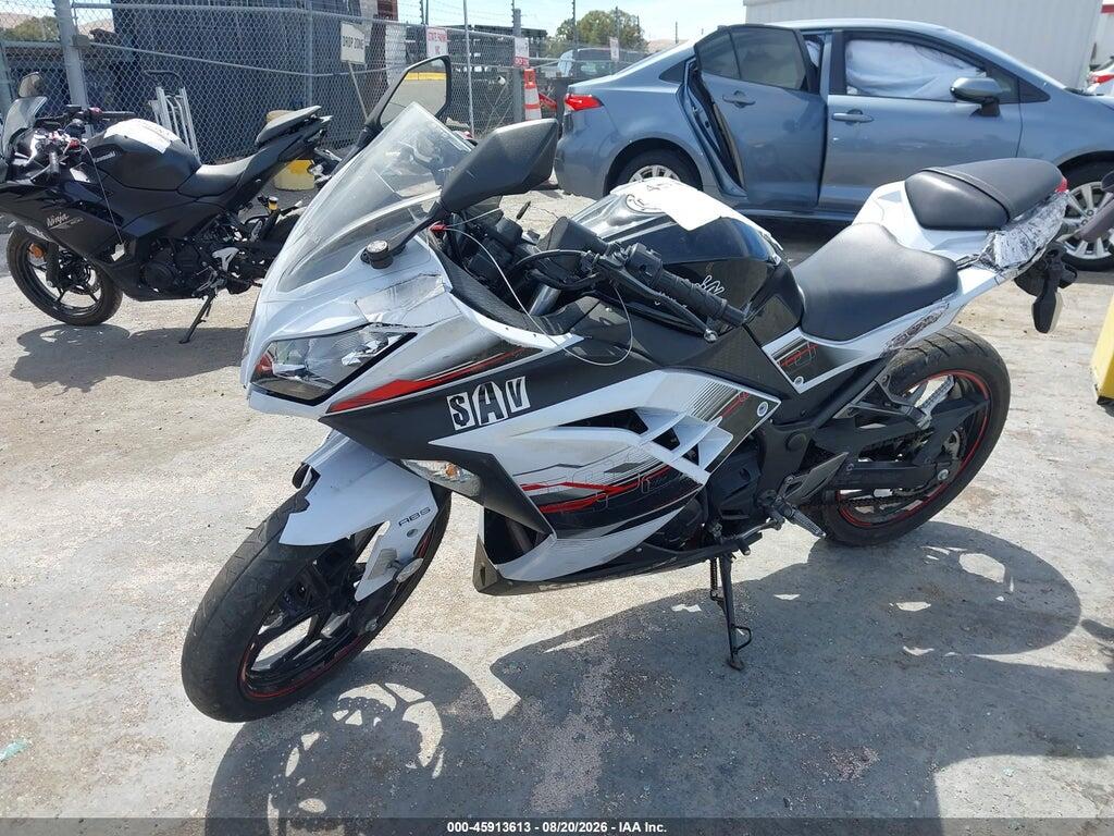 JKAEX8B16EA000697 2014 KAWASAKI EX300 photo no. 2