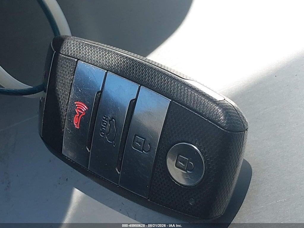 KNDCB3LC3K5262275 2019 KIA NIRO photo no. 11