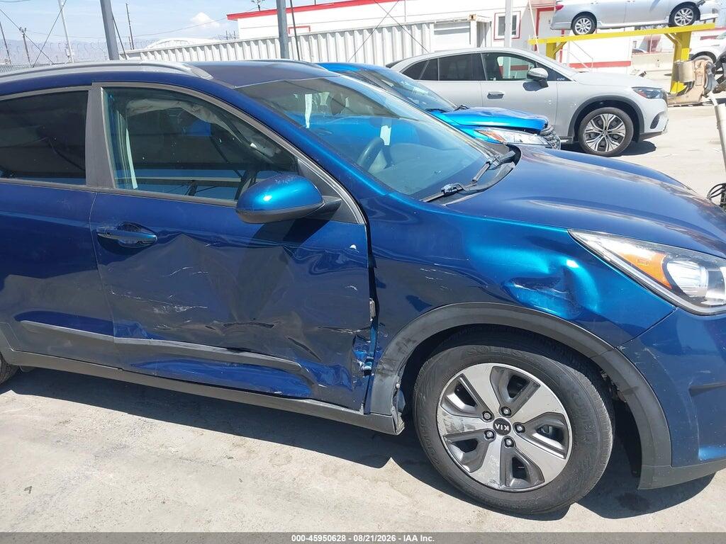 KNDCB3LC3K5262275 2019 KIA NIRO photo no. 6