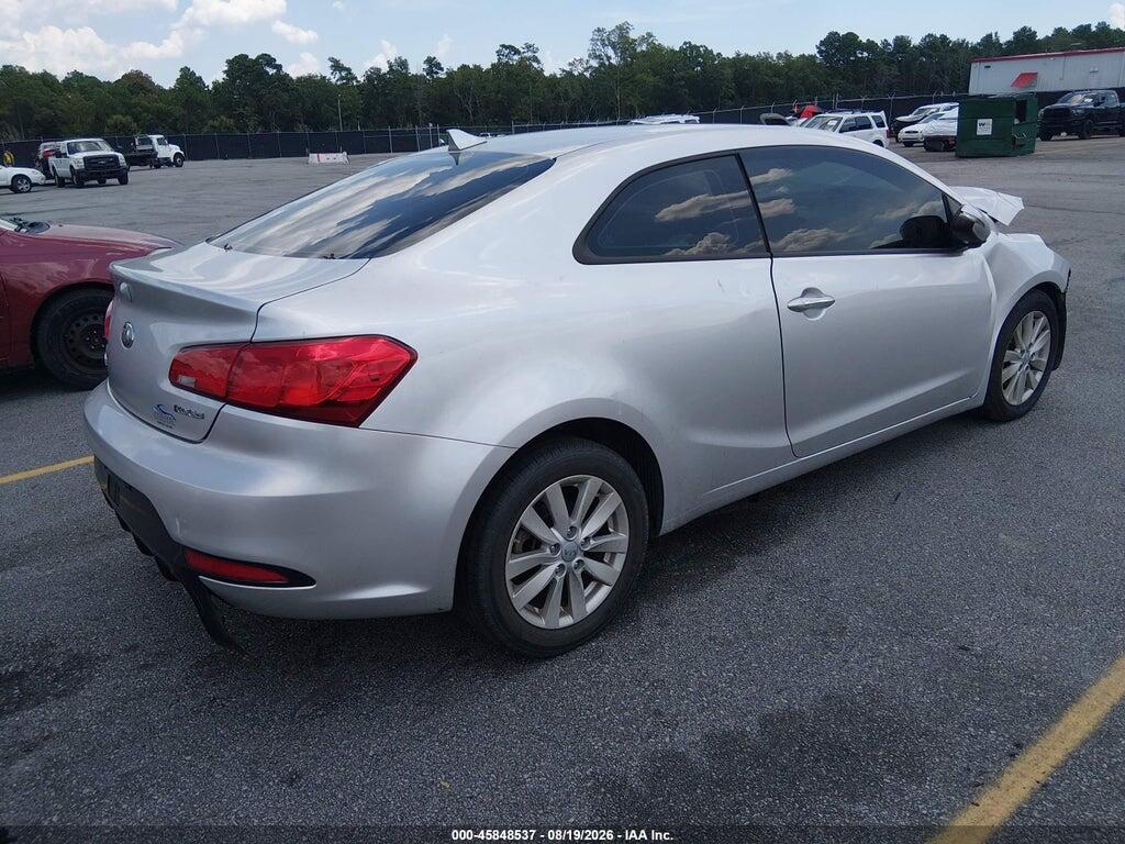 KNAFX6A82E5203332 2014 KIA FORTE KOUP photo no. 4