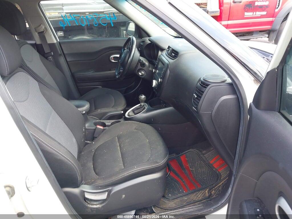 KNDJP3A56K7655950 2019 KIA SOUL photo no. 5