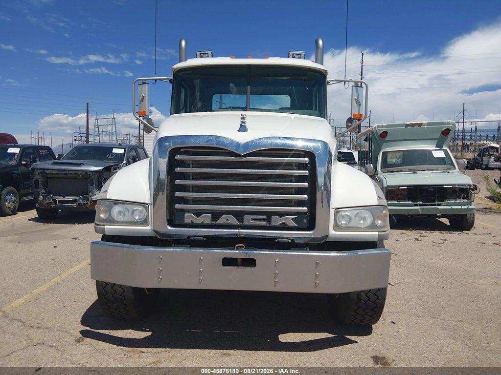 1M2AX07C4DM015563 2013 MACK 700 photo no. 12