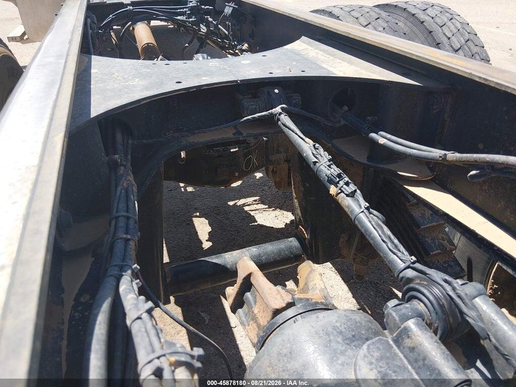 1M2AX07C4DM015563 2013 MACK 700 photo no. 6