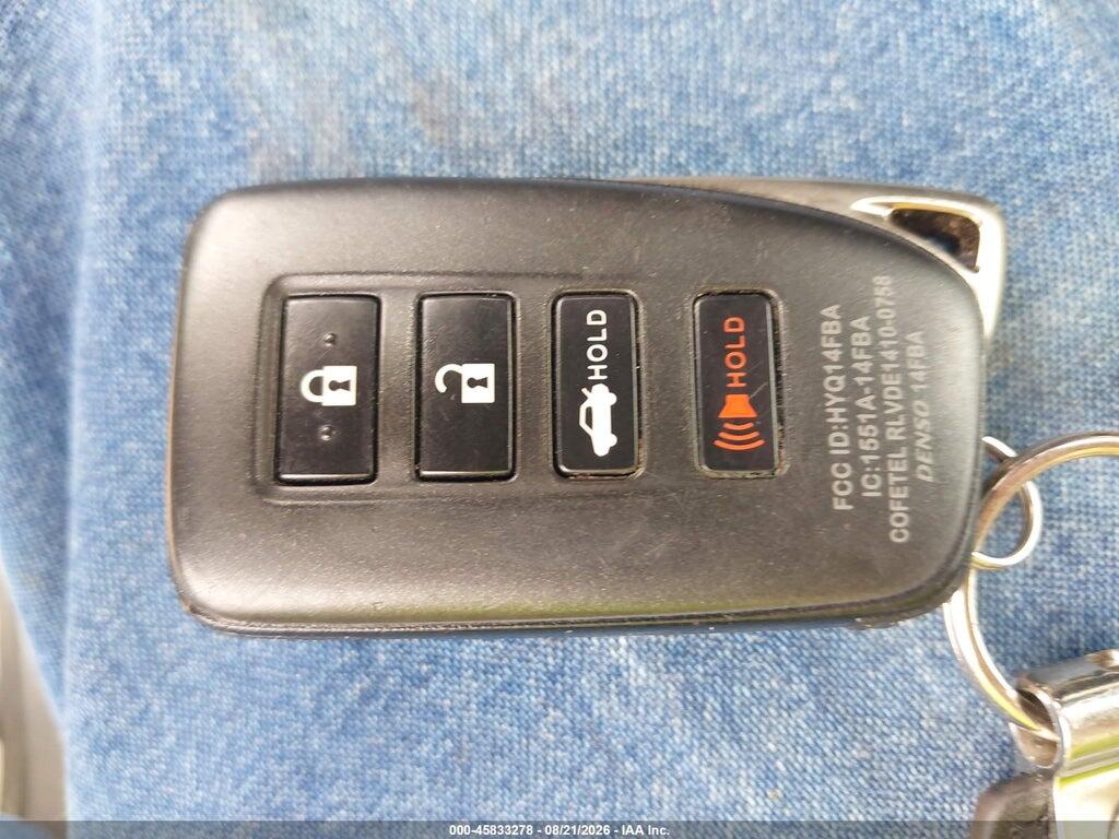 JTHC81D22K5036509 2019 LEXUS IS 300 photo no. 11
