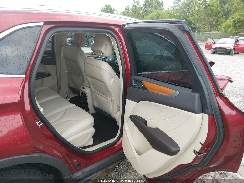 5LMCJ2C95KUL47716 2019 LINCOLN MKC photo no. 8