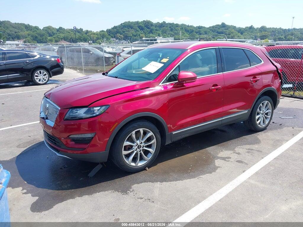 5LMCJ2C95KUL00816 2019 LINCOLN MKC photo no. 2