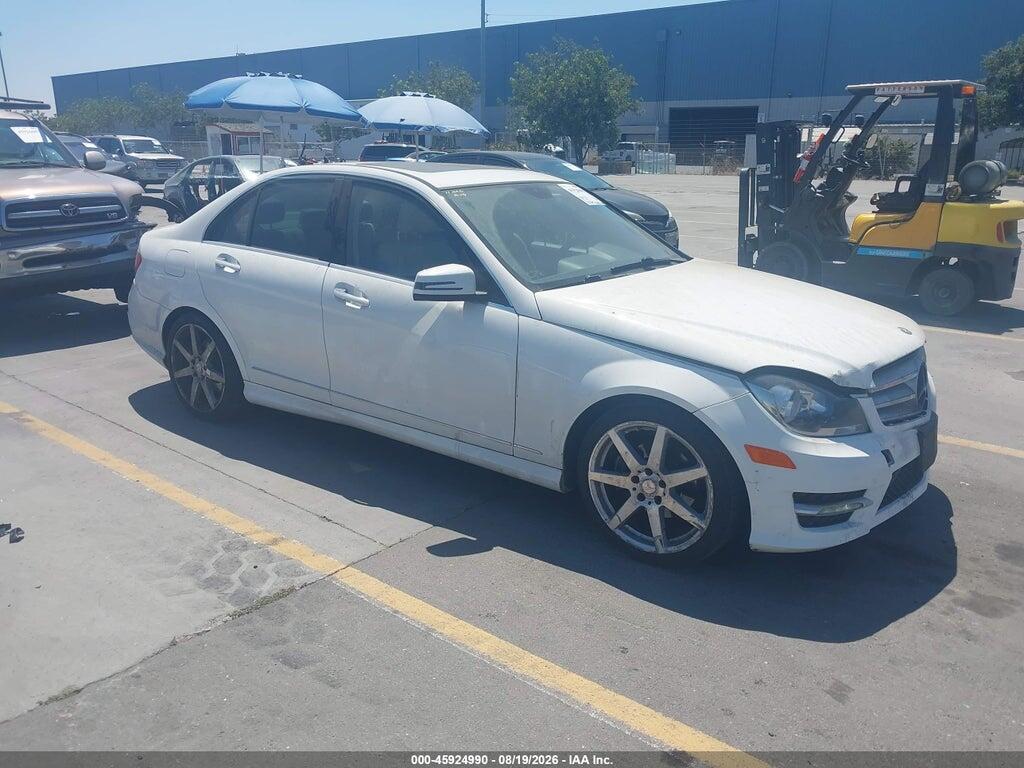 2014 MERCEDES-BENZ C 250 WDDGF4HB5EA952994