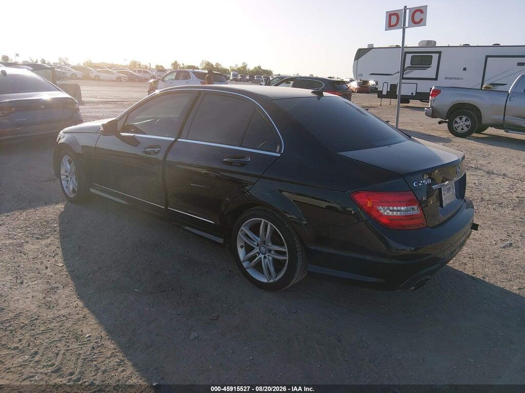 WDDGF4HB0EG236193 2014 MERCEDES-BENZ C 250 photo no. 3