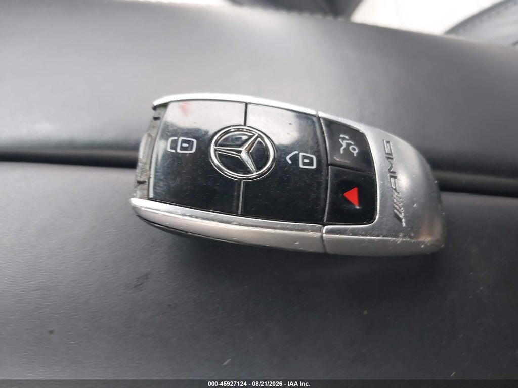 55SWF8HB7LU331076 2020 MERCEDES-BENZ AMG C 63 photo no. 11