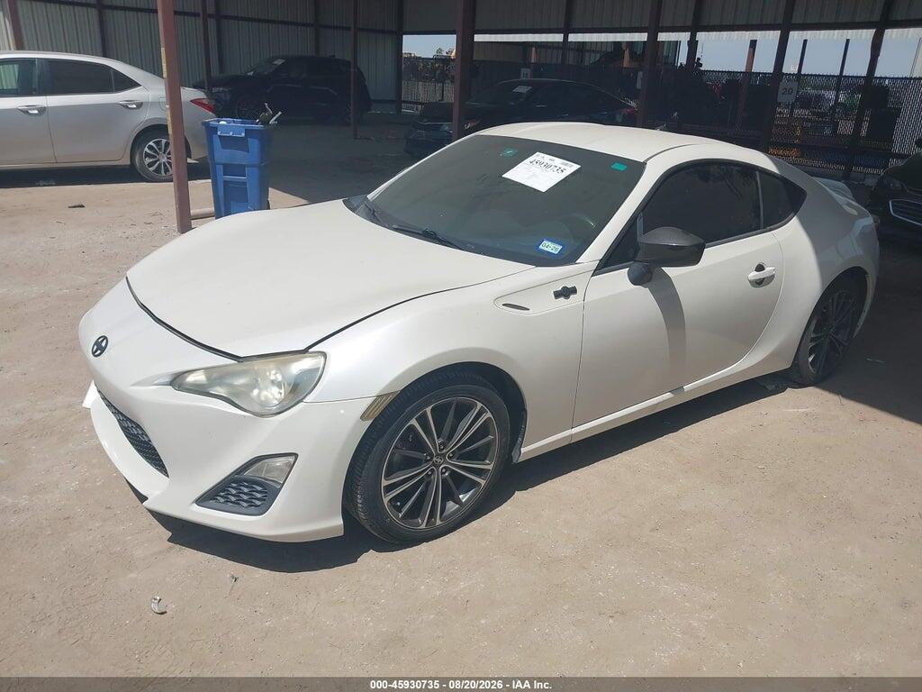JF1ZNAA18D1728029 2013 SCION FR-S photo no. 2