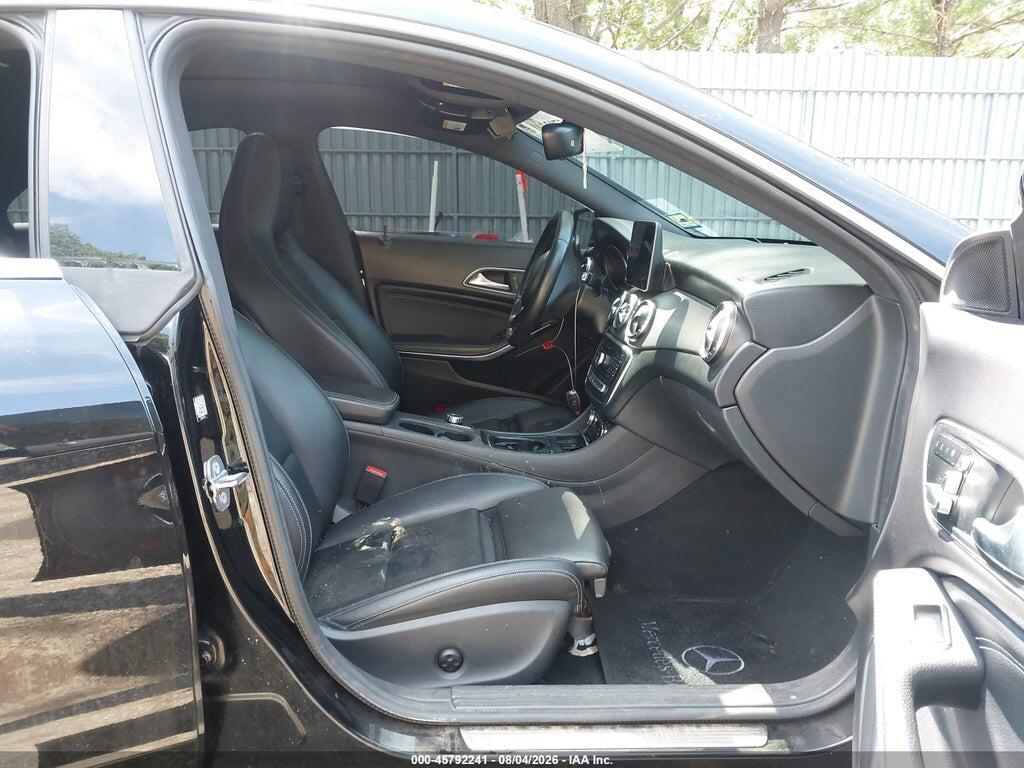 WDDSJ4GB6KN721990 2019 MERCEDES-BENZ CLA 250 photo no. 5