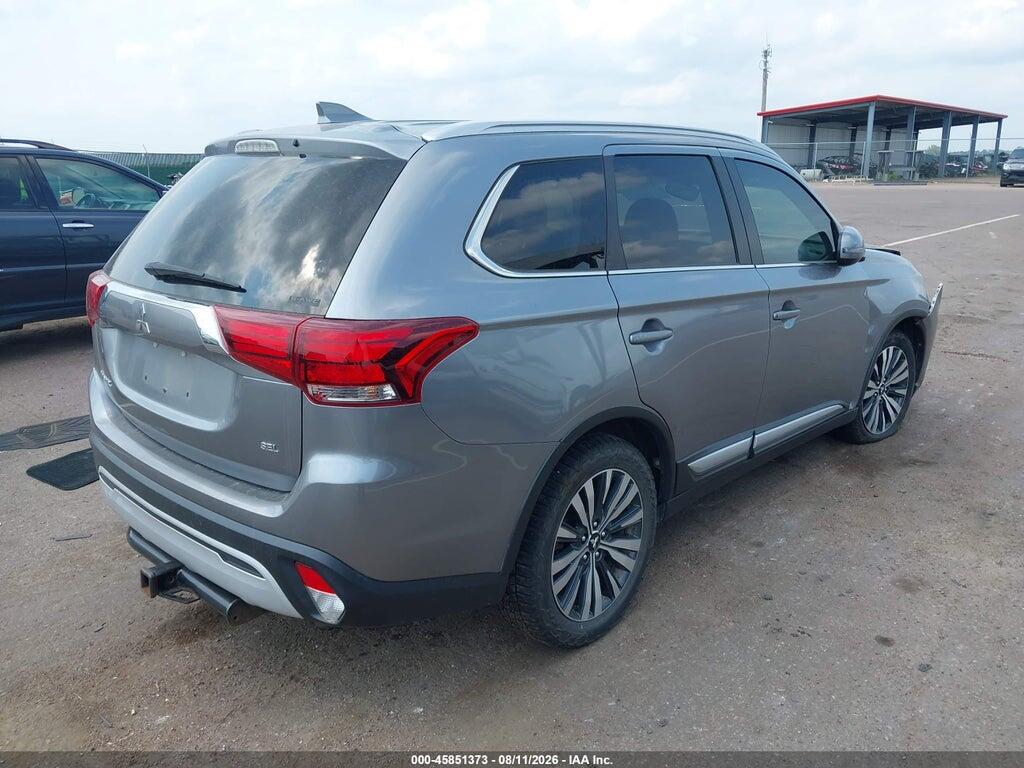 JA4AZ3A36LZ032448 2020 MITSUBISHI OUTLANDER photo no. 4