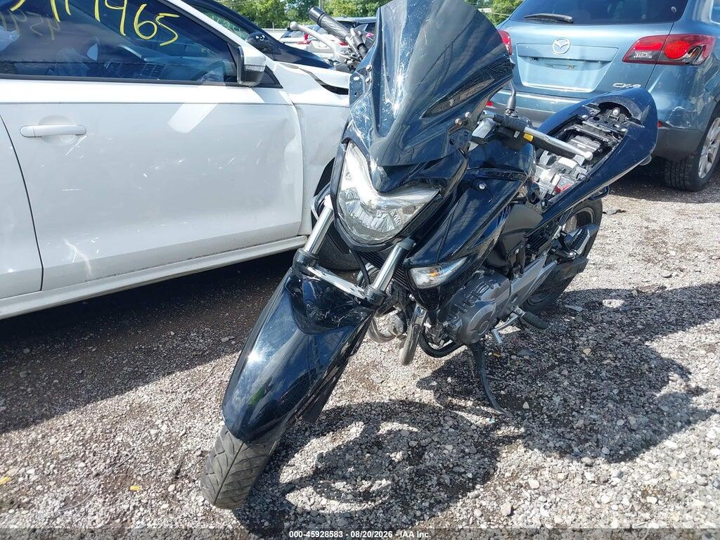 LC6GJ55F6D1100430 2013 SUZUKI GW250 photo no. 2
