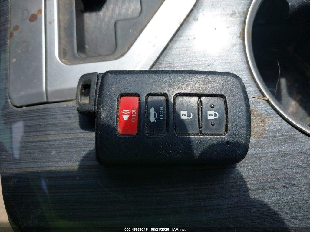 4T1BD1FK9DU073745 2013 TOYOTA CAMRY HYBRID photo no. 11