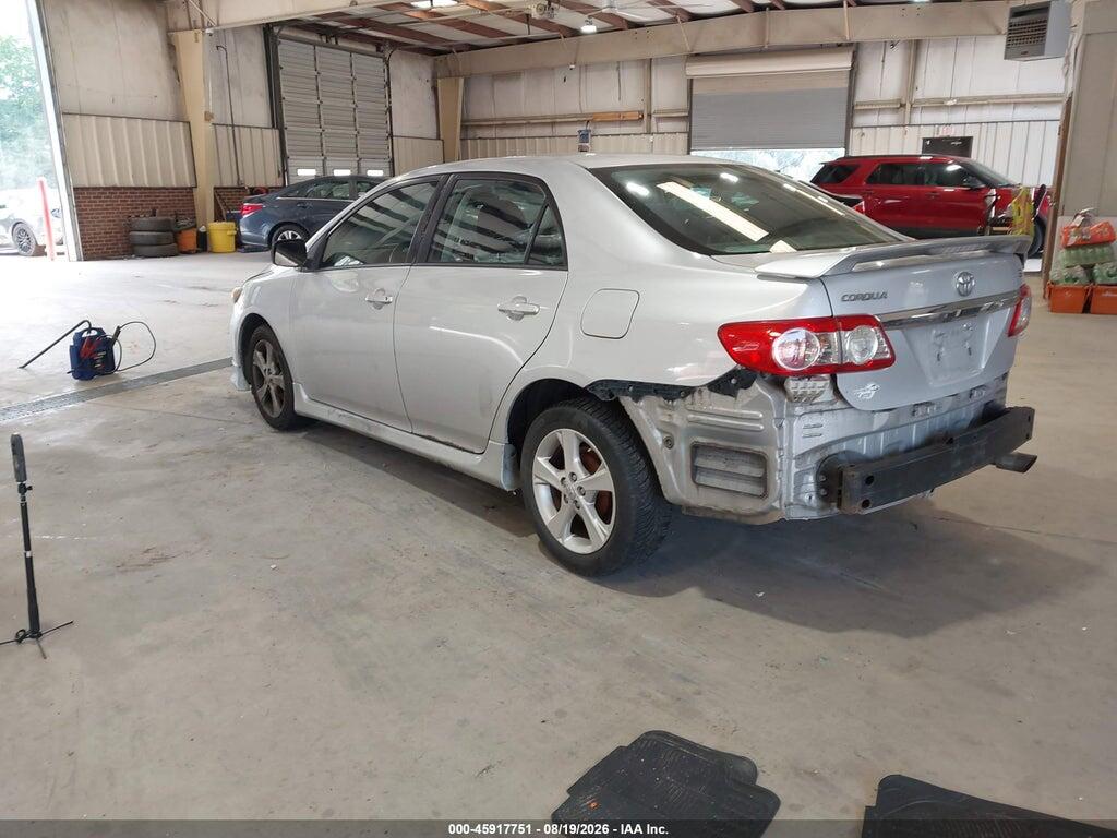 2T1BU4EE8DC026575 2013 TOYOTA COROLLA photo no. 3