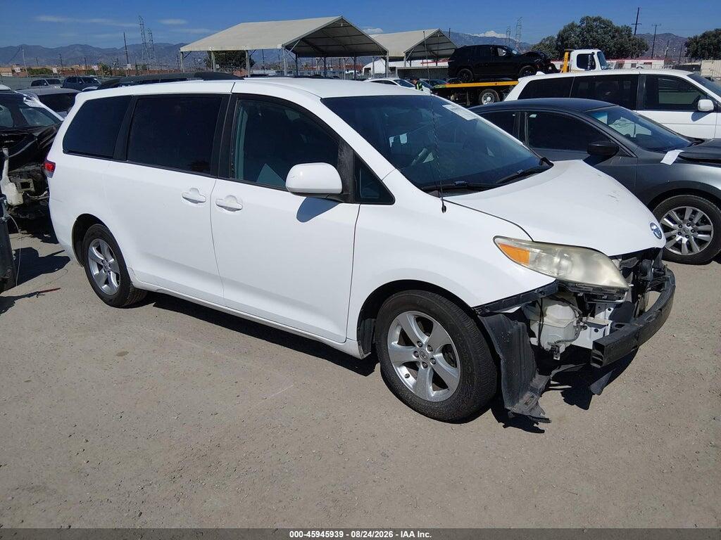 5TDKK3DC7DS343710 2013 TOYOTA SIENNA photo no. 1