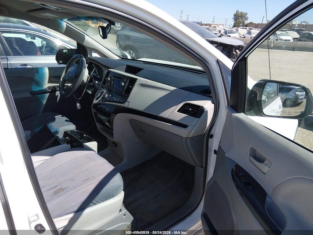 5TDKK3DC7DS343710 2013 TOYOTA SIENNA photo no. 5