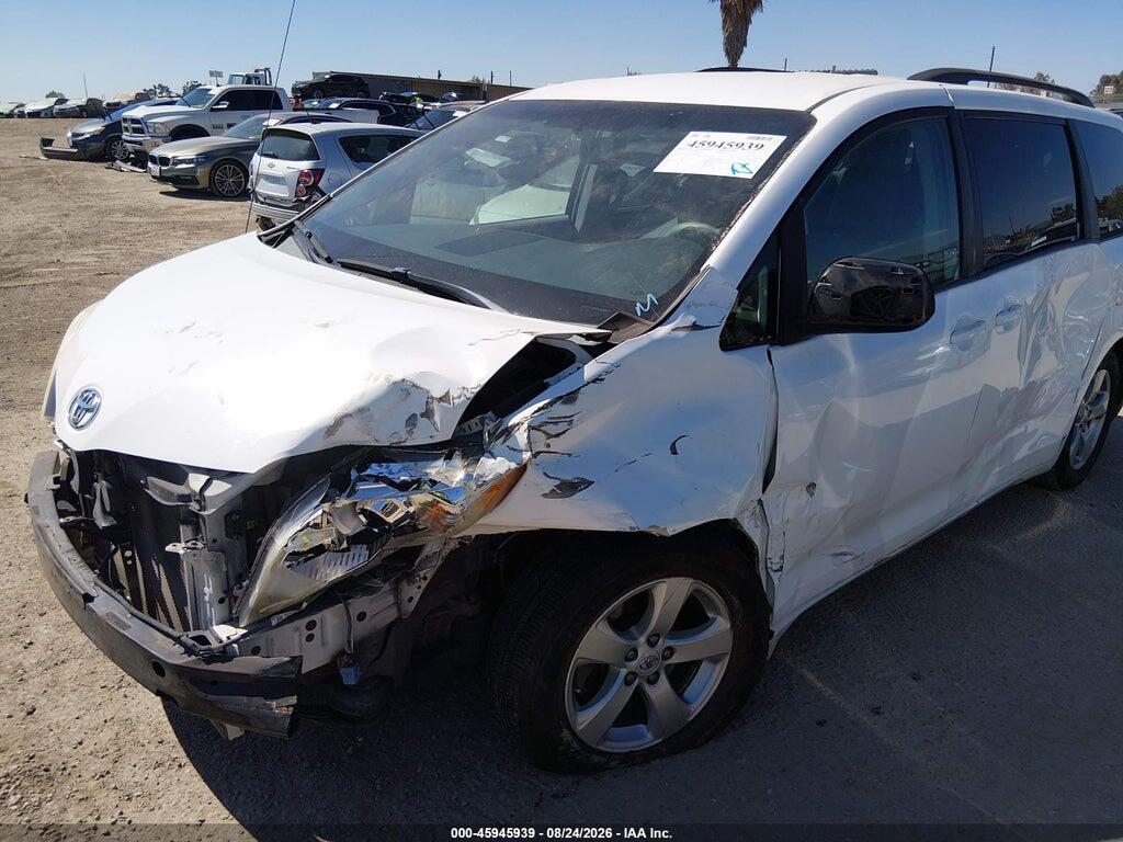 5TDKK3DC7DS343710 2013 TOYOTA SIENNA photo no. 6