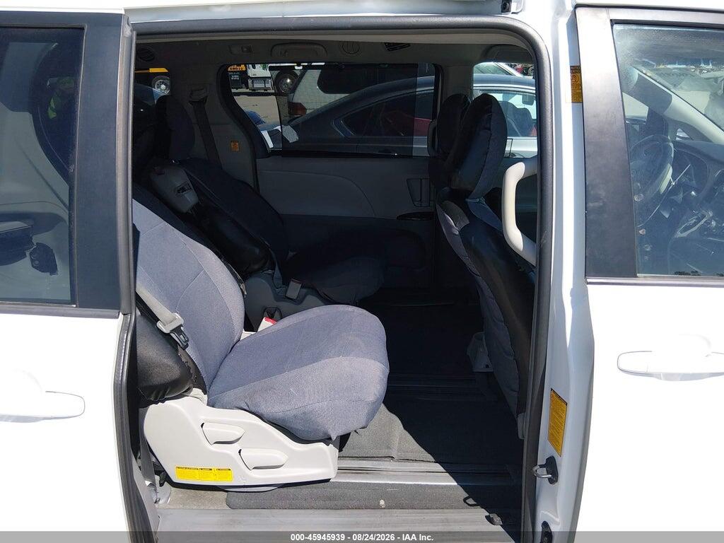 5TDKK3DC7DS343710 2013 TOYOTA SIENNA photo no. 8