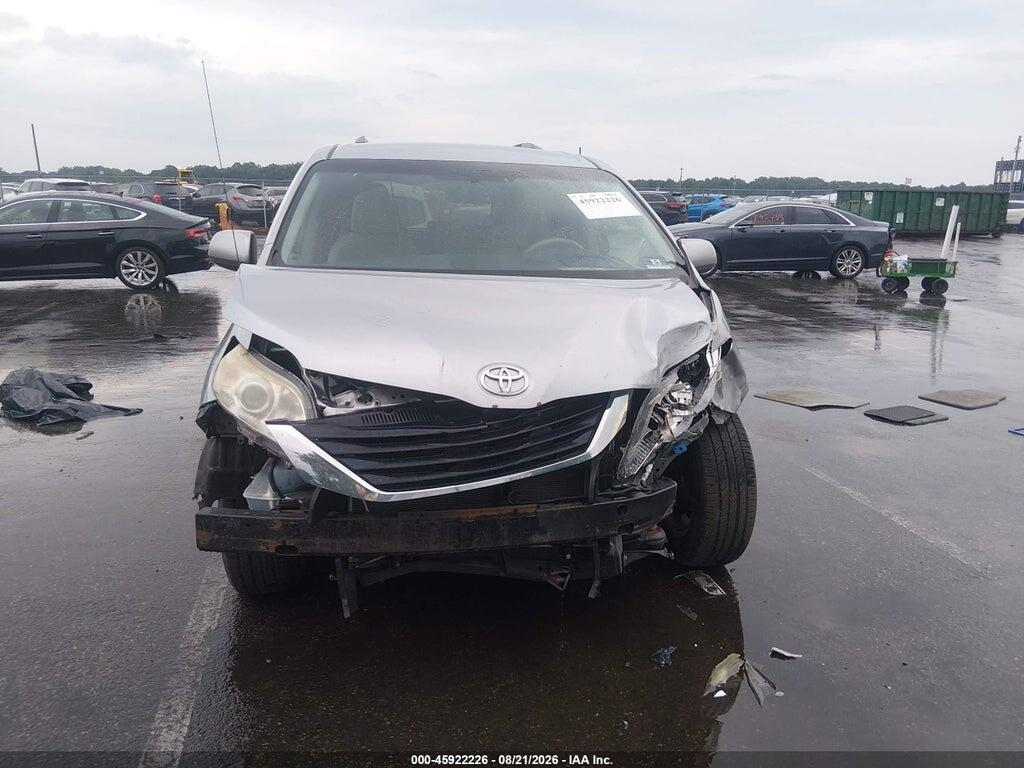 5TDKK3DC8DS386114 2013 TOYOTA SIENNA photo no. 12