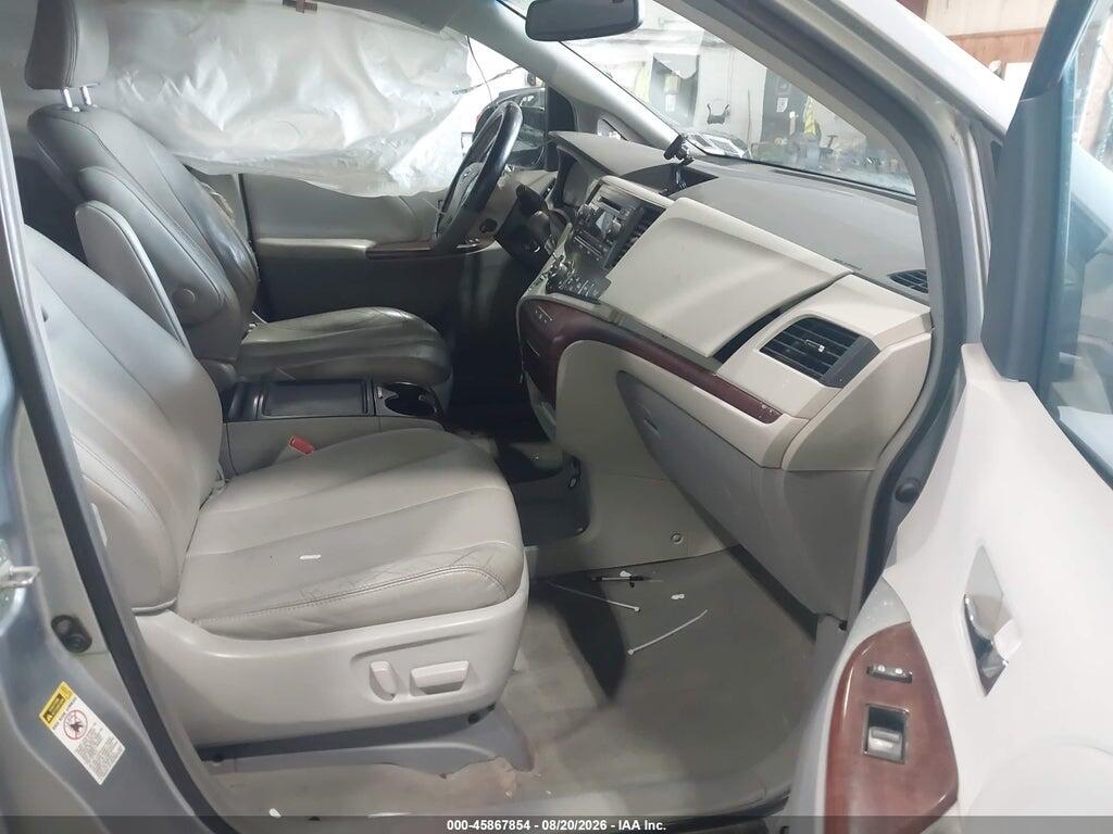 5TDYK3DC5DS388669 2013 TOYOTA SIENNA photo no. 5