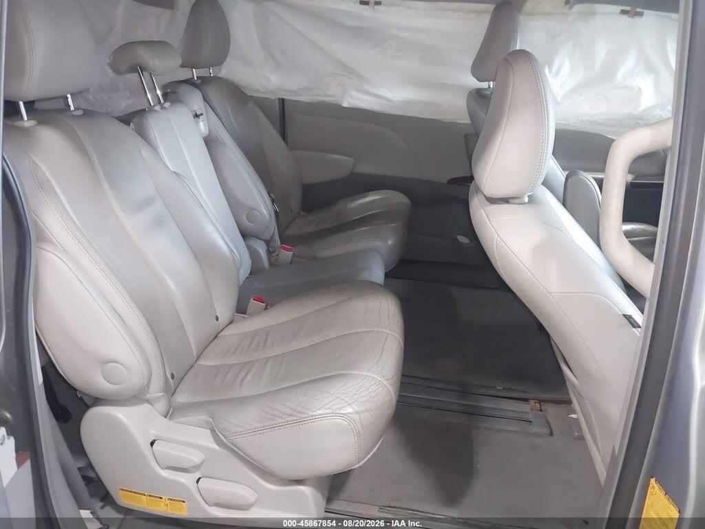 5TDYK3DC5DS388669 2013 TOYOTA SIENNA photo no. 8