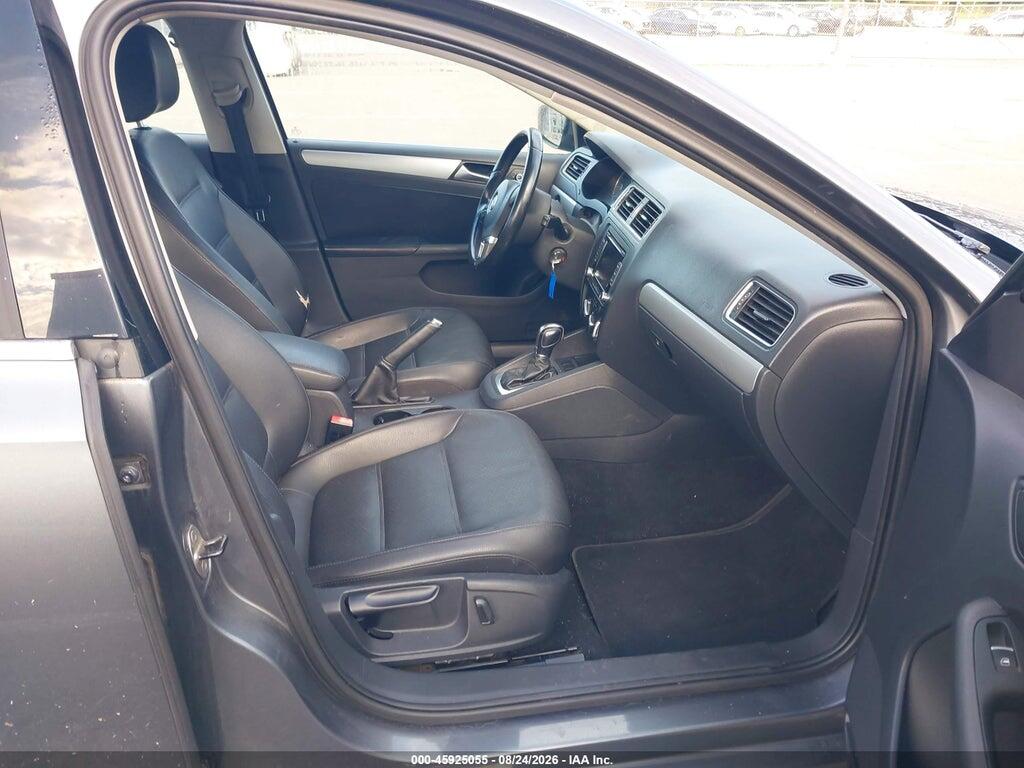 3VWDP7AJ4DM269759 2013 VOLKSWAGEN JETTA photo no. 5