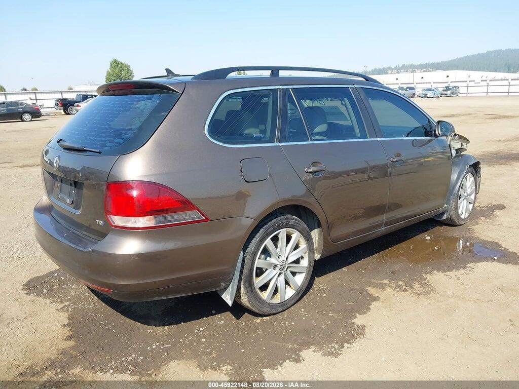 3VWPL7AJ6DM620132 2013 VOLKSWAGEN JETTA SPORTWAGEN photo no. 4