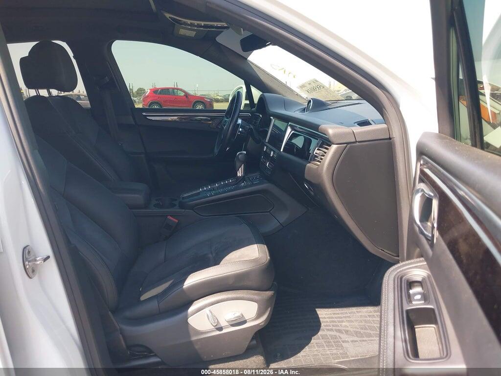 WP1AA2A55KLB00361 2019 PORSCHE MACAN photo no. 5