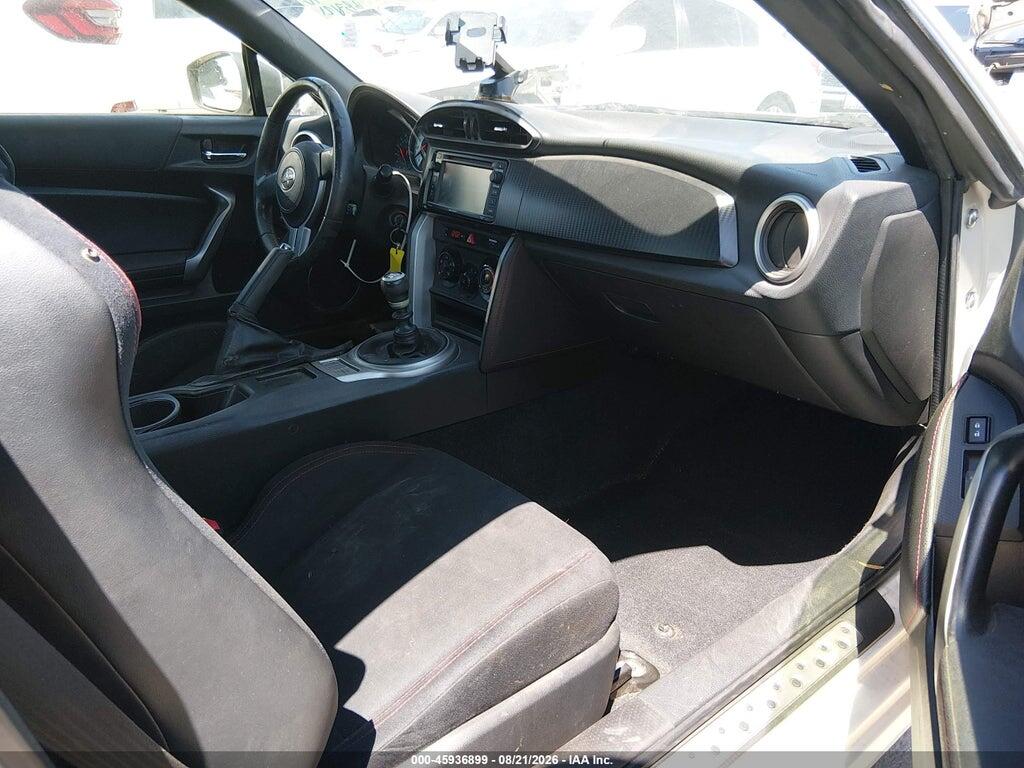 JF1ZNAA12E9705851 2014 SCION FR-S photo no. 5