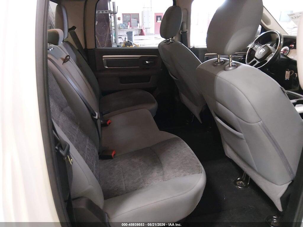 1C6RR7TT5KS577682 2019 RAM 1500 CLASSIC photo no. 8