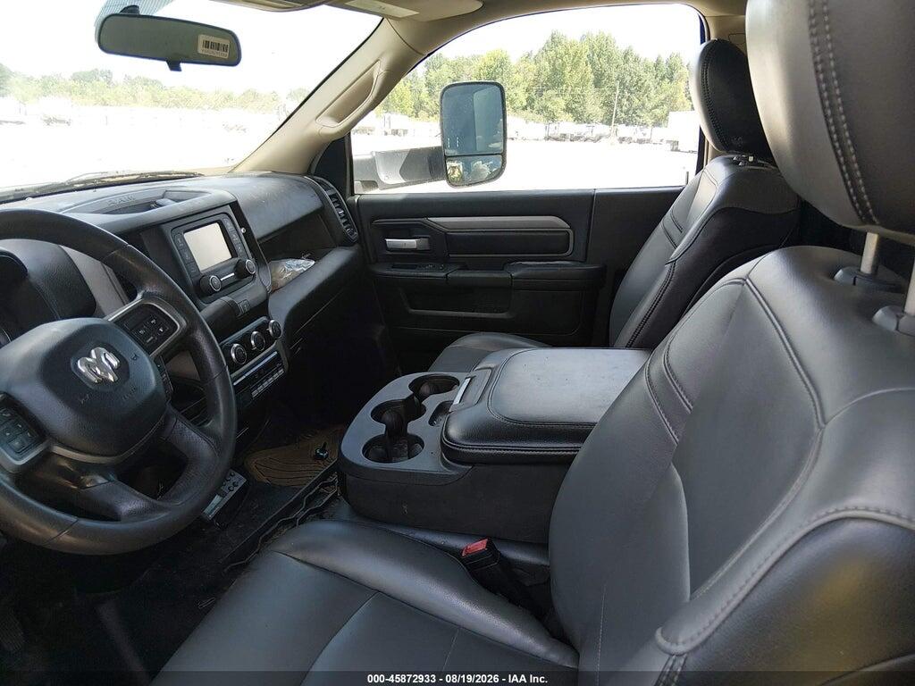 3C7WRMCL6KG617157 2019 RAM 5500 CHASSIS photo no. 7