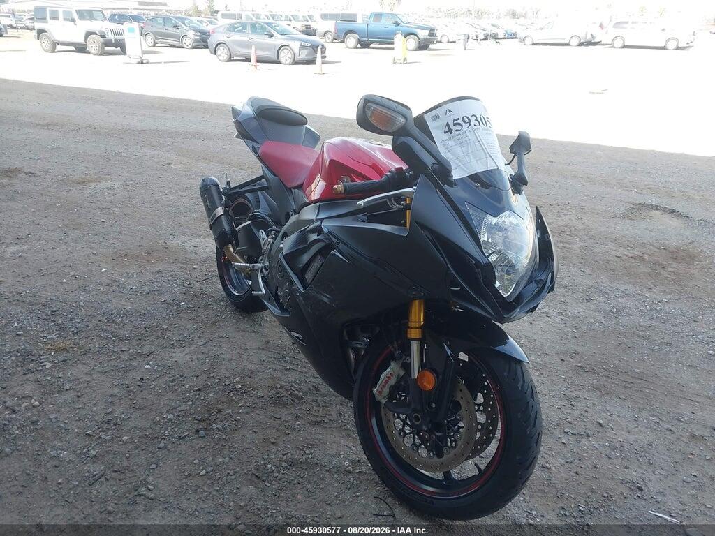 2014 SUZUKI GSX-R750 JS1GR7MA9E2101995