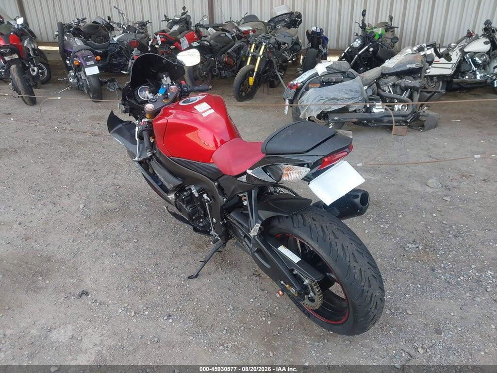JS1GR7MA9E2101995 2014 SUZUKI GSX-R750 photo no. 3