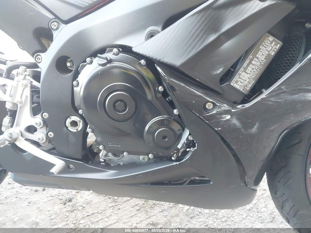 JS1GR7MA9E2101995 2014 SUZUKI GSX-R750 photo no. 8