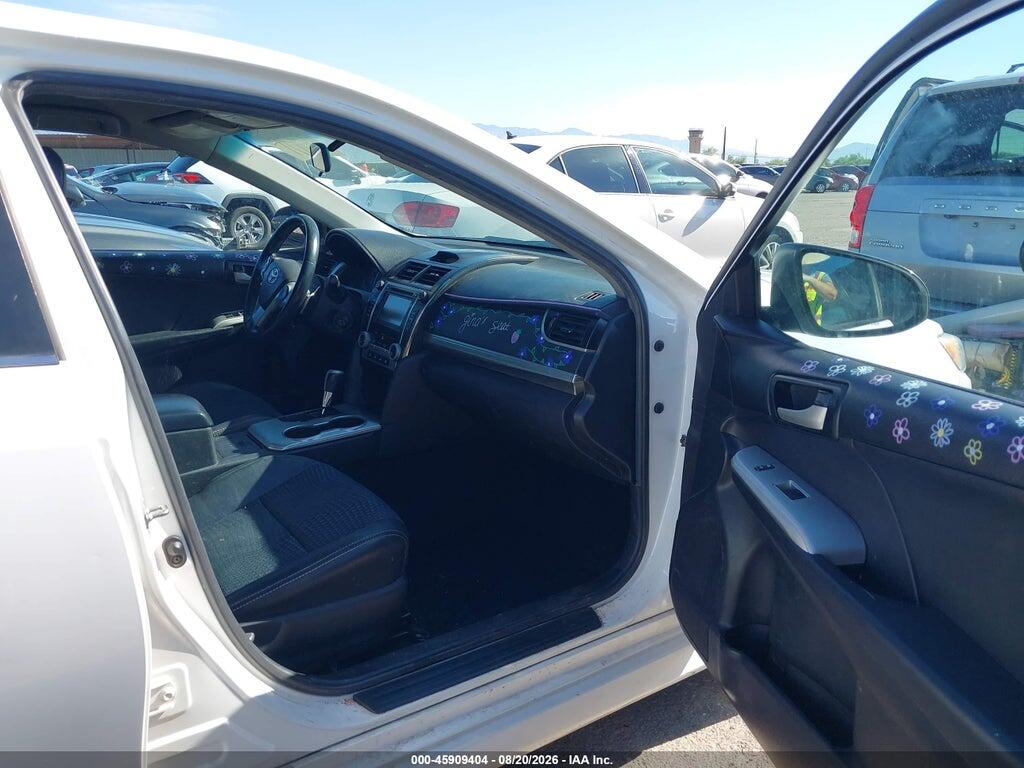 4T1BF1FK4EU830952 2014 TOYOTA CAMRY photo no. 5