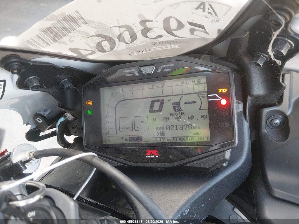 JS1DM11B0L7100021 2020 SUZUKI GSX-R1000 photo no. 7