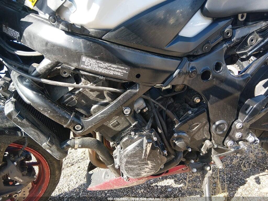 JS1C533B8L7100205 2020 SUZUKI GSX-S750 photo no. 9