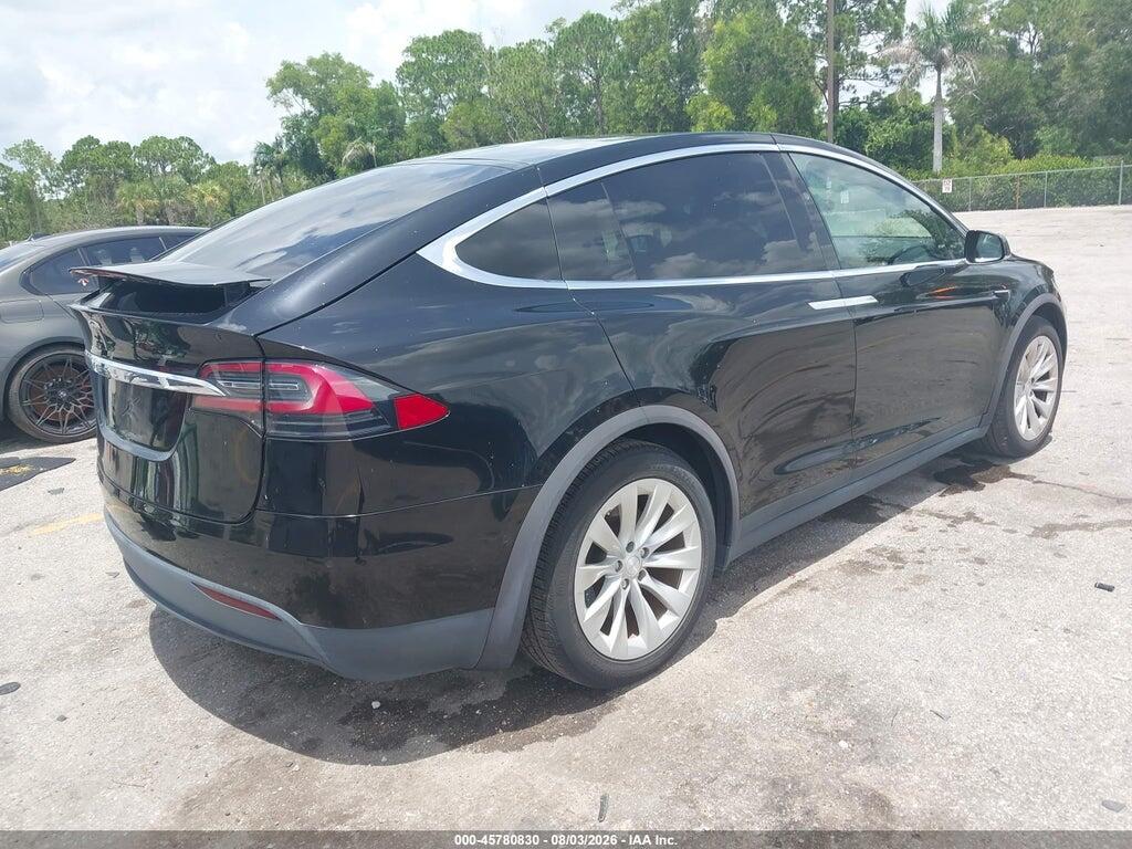 5YJXCDE28LF298469 2020 TESLA MODEL X photo no. 4