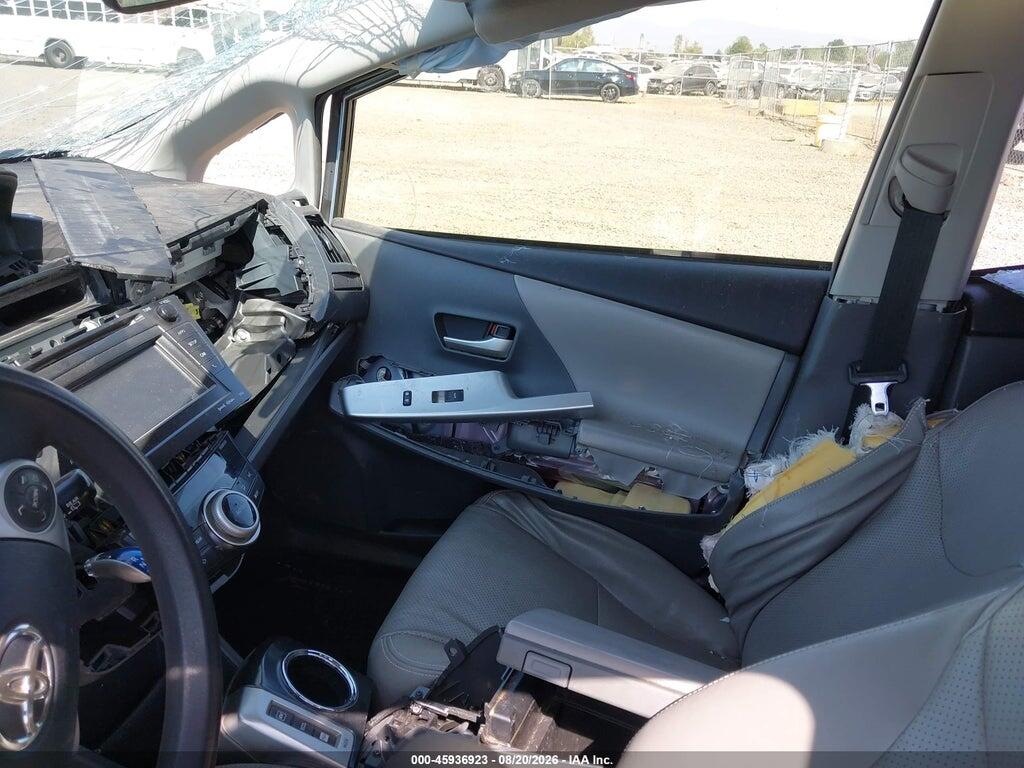 JTDZN3EU8E3313227 2014 TOYOTA PRIUS V photo no. 5