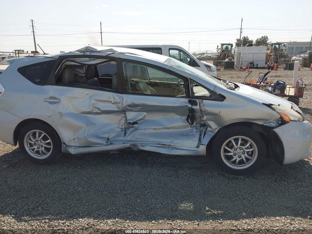 JTDZN3EU8E3313227 2014 TOYOTA PRIUS V photo no. 6
