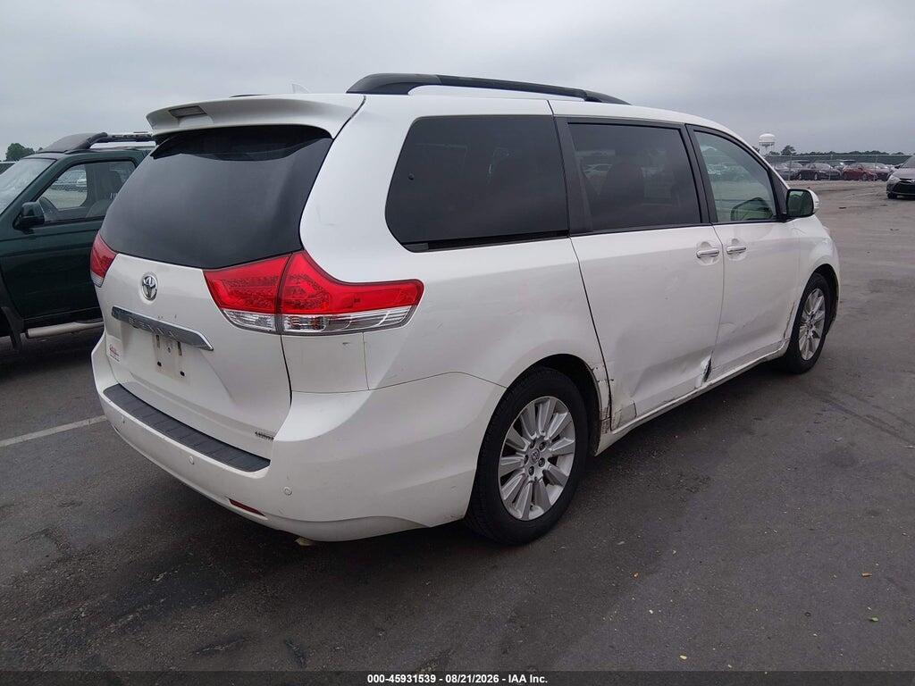 5TDYK3DC3ES508907 2014 TOYOTA SIENNA photo no. 4
